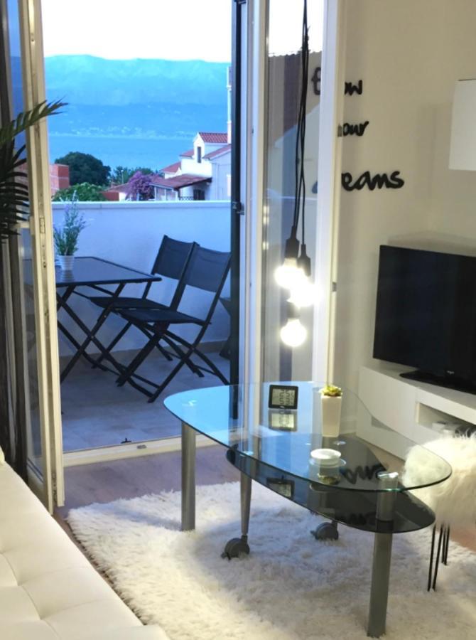 Apartment New Chic Supetar Ngoại thất bức ảnh